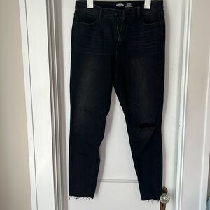 Black Old Navy Rockstar super skinny high rise jeans size 12